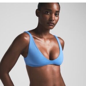 Skims Signature Swim Plunge Bikini Top in Tide NWT